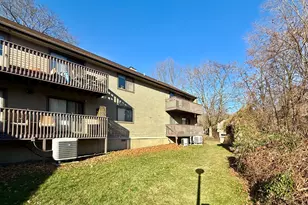 2289 Bedford St, Stamford, CT 06905 - Photo 20