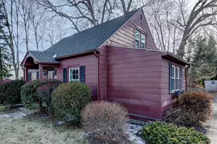 108 Hobart St, Southington, CT 06489 - Photo 2