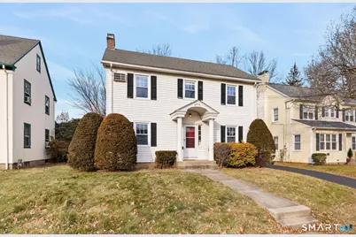 36 Meadowbrook Road, West Hartford, CT 06107 - Photo 2