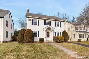 36 Meadowbrook Rd, West Hartford, CT 06107 - Photo 2