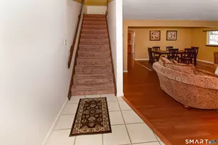 49 Cliffside Dr, Manchester, CT 06042 - Photo 6