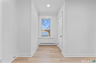 141 Augur St, Hamden, CT 06517 - Photo 14