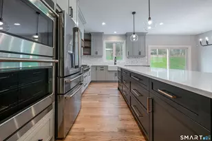 4 Pumpkin Grove, East Lyme, CT 06333 - Photo 8