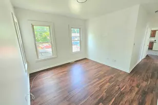 483 Ferry St, New Haven, CT 06513 - Photo 4