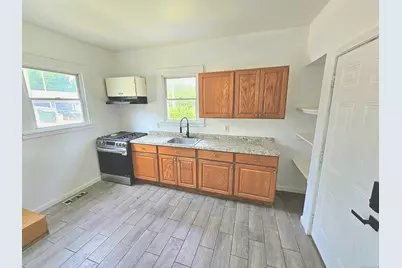 483 Ferry Street #1, New Haven, CT 06513 - Photo 2