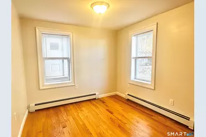 49 Pleasant Street, Ansonia, CT 06401 - Photo 14