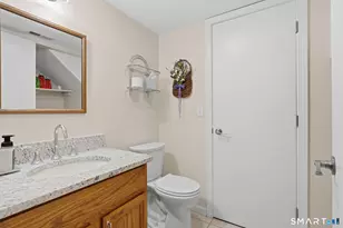 7 Tamarack Ln, Simsbury, CT 06070 - Photo 18