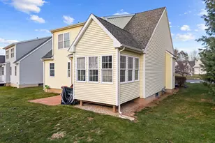 24 Phillips Farm Rd, East Hartford, CT 06118 - Photo 34