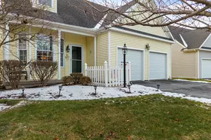 24 Phillips Farm Rd, East Hartford, CT 06118 - Photo 2