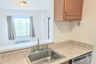 175 Mill Pond Rd, Hamden, CT 06514 - Photo 10