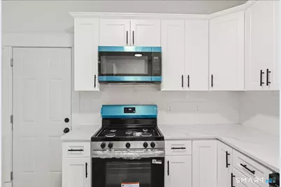 541 Savin Avenue, West Haven, CT 06516 - Photo 8