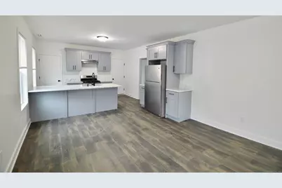 21 Nichols Street, Ansonia, CT 06401 - Photo 4