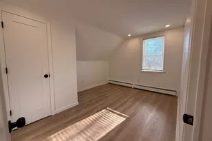 45 Mahl Ave, Hartford, CT 06120 - Photo 8