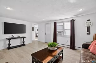 95 Main St, East Haven, CT 06512 - Photo 30