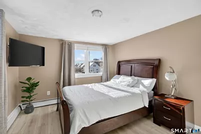 95 Main Street, East Haven, CT 06512 - Photo 28