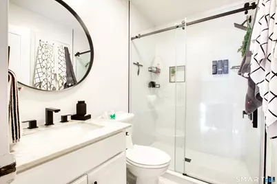 60 Lawn Avenue #APT 20, Stamford, CT 06902 - Photo 24