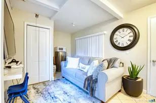 60 Lawn Ave, Stamford, CT 06902 - Photo 4