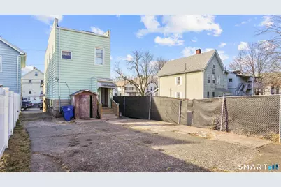 387 Blatchley Avenue, New Haven, CT 06513 - Photo 6