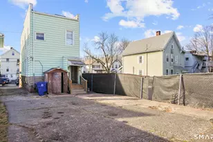 387 Blatchley Ave, New Haven, CT 06513 - Photo 6