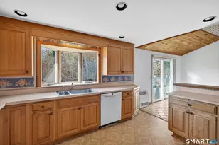 248 Cow Hill Rd, Clinton, CT 06413 - Photo 10