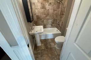 154 Daly Ave, New Britain, CT 06051 - Photo 10