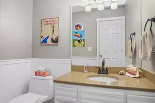 71 Aiken St, Norwalk, CT 06851 - Photo 10