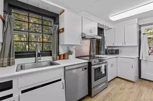 1166 Old Racebrook Rd, Woodbridge, CT 06525 - Photo 6