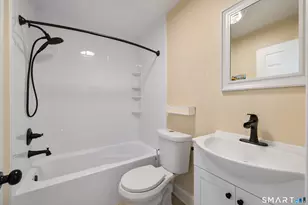 581 High St, Middletown, CT 06457 - Photo 14