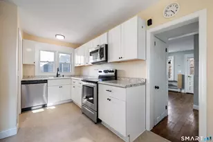 581 High St, Middletown, CT 06457 - Photo 8