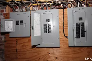 221 Grove St, Meriden, CT 06451 - Photo 32