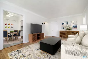 8 Washington Ct, Stamford, CT 06902 - Photo 12