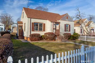 496 Burnsford Ave, Bridgeport, CT 06606 - Photo 2