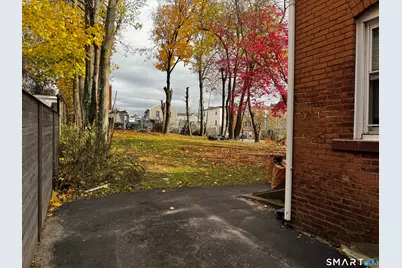 15 Tremont Street, New Britain, CT 06051 - Photo 2