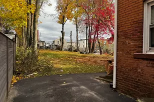 15 Tremont St, New Britain, CT 06051 - Photo 2