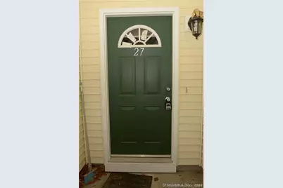 527 West Thames Street #27, Norwich, CT 06360 - Photo 2