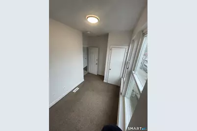 86 Spring Street, New Haven, CT 06516 - Photo 4