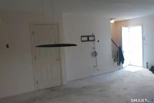 15 Downing Wy, Suffield, CT 06078 - Photo 4