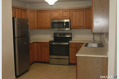 15 Downing Way #15, Suffield, CT 06078 - Photo 6