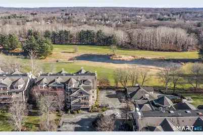 460 Heritage Road #302, Southbury, CT 06488 - Photo 2