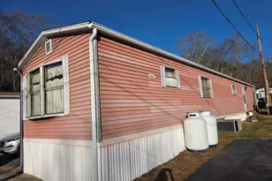 15 Tunnel Hill Ct, Lisbon, CT 06351 - Photo 2