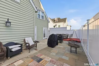 22 Robinson Avenue, Danbury, CT 06810 - Photo 38