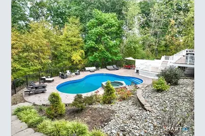 4 Southdown Drive, Bristol, CT 06010 - Photo 36
