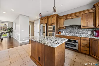 4 Southdown Drive, Bristol, CT 06010 - Photo 16