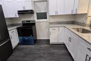 48 Brook St, Hartford, CT 06120 - Photo 12