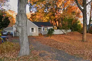 822 Slater Rd, New Britain, CT 06053 - Photo 2