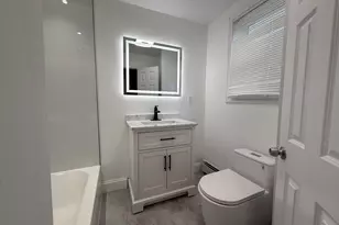 98 Franklin Ave, Hartford, CT 06114 - Photo 1