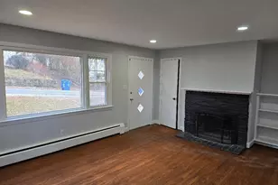 41 Concord St, Waterbury, CT 06710 - Photo 2