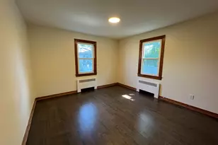 32 Woodland St, Plainville, CT 06062 - Photo 6