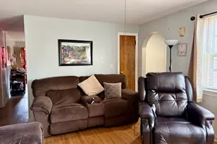 153 Horse Plain Rd, New Britain, CT 06053 - Photo 6