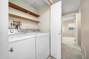 7 Midway Dr, Cromwell, CT 06416 - Photo 28